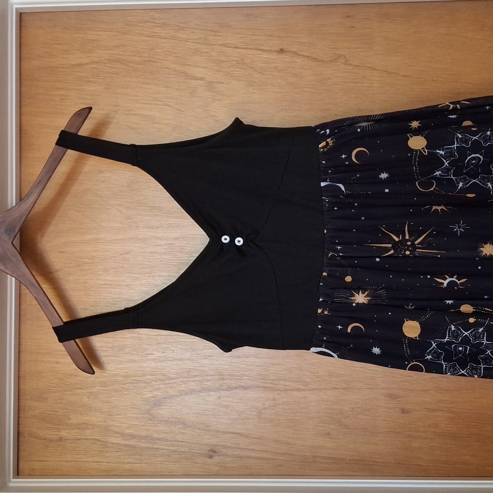 Black and Gold Celestial Dress - Picture 2 of 6
